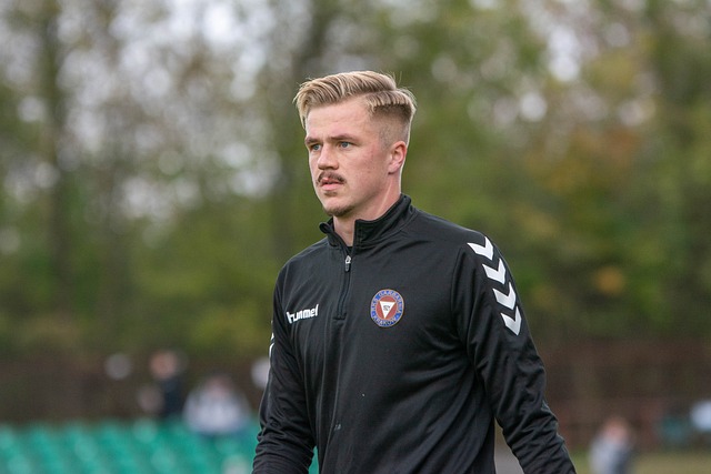 逼平掘金 逼平掘金